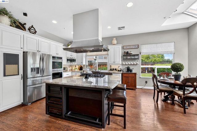 496 Montori Ct, Pleasanton, CA 94566