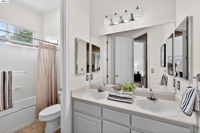 496 Montori Ct, Pleasanton, CA 94566