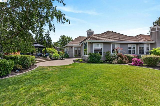 496 Montori Ct, Pleasanton, CA 94566