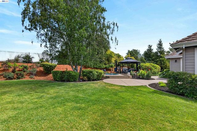 496 Montori Ct, Pleasanton, CA 94566