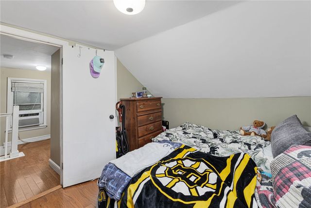 19 Prospect Street, Lincoln, RI 02838