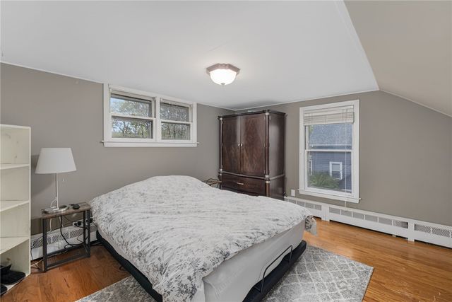 19 Prospect Street, Lincoln, RI 02838