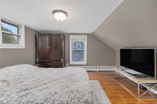 19 Prospect Street, Lincoln, RI 02838