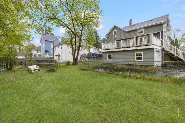 19 Prospect Street, Lincoln, RI 02838