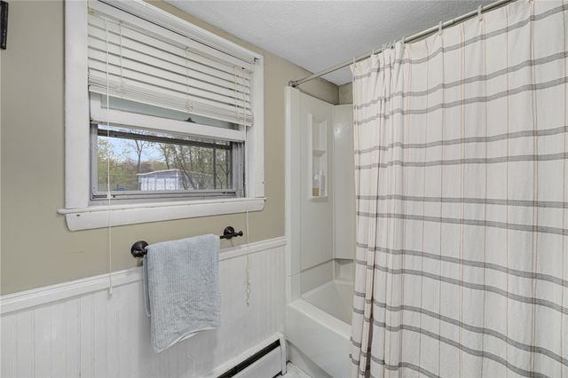 19 Prospect Street, Lincoln, RI 02838