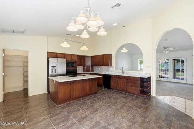 8690 N Maya Court, Tucson, AZ 85742