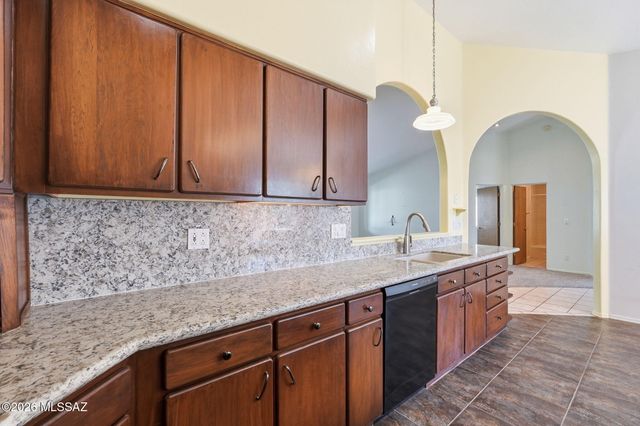 8690 N Maya Court, Tucson, AZ 85742