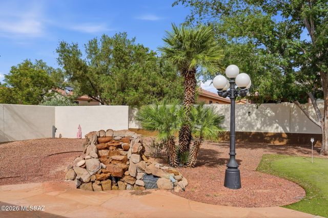 8690 N Maya Court, Tucson, AZ 85742