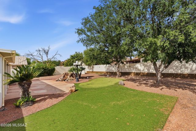 8690 N Maya Court, Tucson, AZ 85742