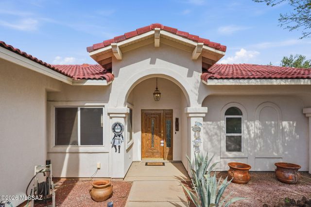 8690 N Maya Court, Tucson, AZ 85742