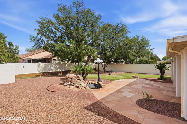 8690 N Maya Court, Tucson, AZ 85742