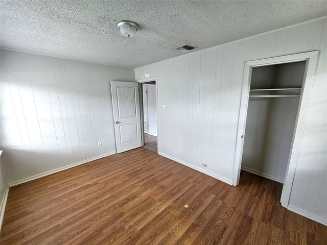 3018 Robinson Boulevard, Texas City, TX 77590