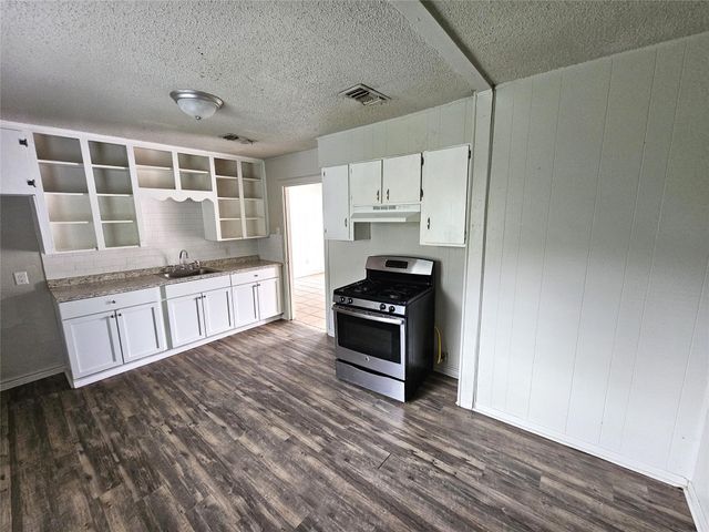 3018 Robinson Boulevard, Texas City, TX 77590