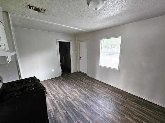 3018 Robinson Boulevard, Texas City, TX 77590