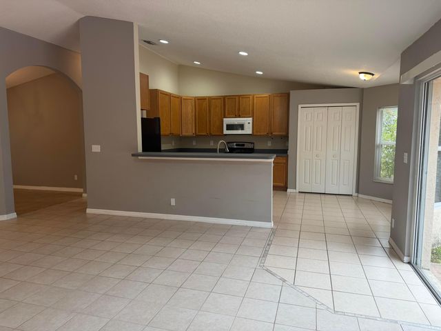 4542 SW Savona Boulevard, Port St. Lucie, Port St Lucie, FL 34953