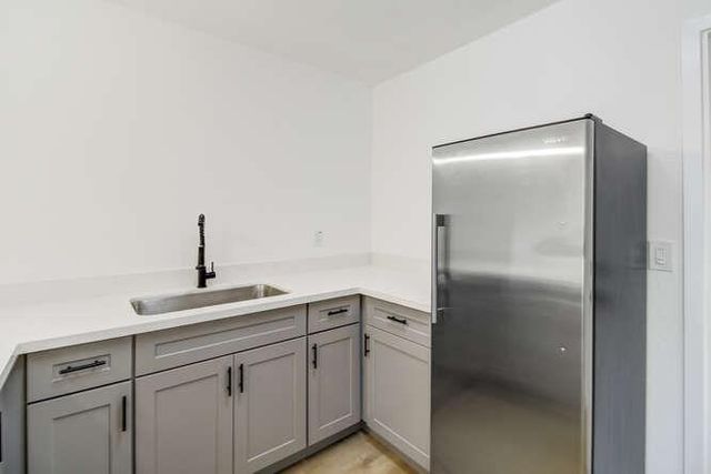 5643 Whitney Ave, Carmichael, CA 95608