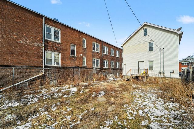 2045 Clements Street, Detroit, MI 48238