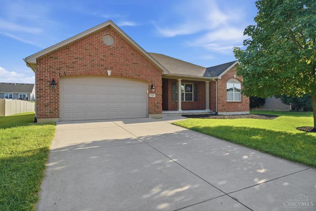 330 Deep Woods Court, Carlisle, OH 45005