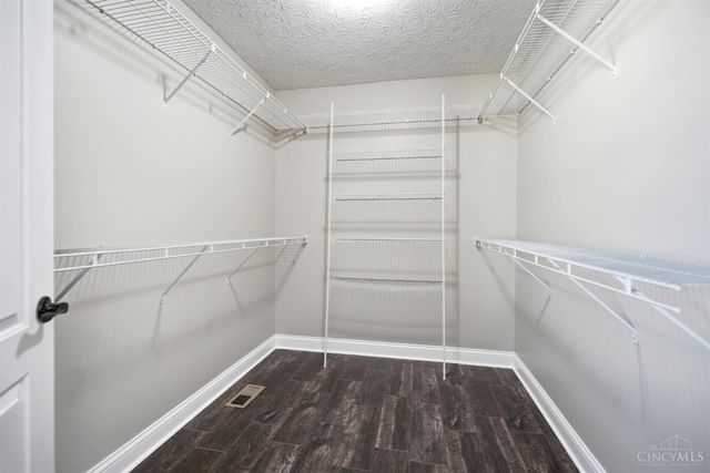 330 Deep Woods Court, Carlisle, OH 45005