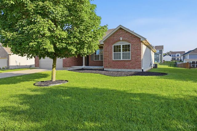 330 Deep Woods Court, Carlisle, OH 45005