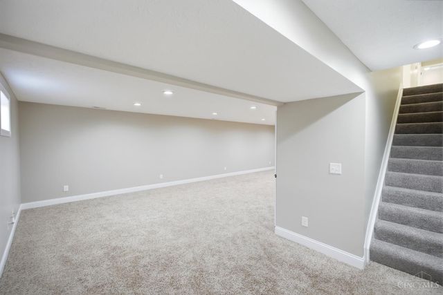 330 Deep Woods Court, Carlisle, OH 45005