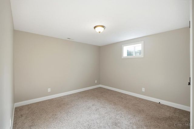 330 Deep Woods Court, Carlisle, OH 45005