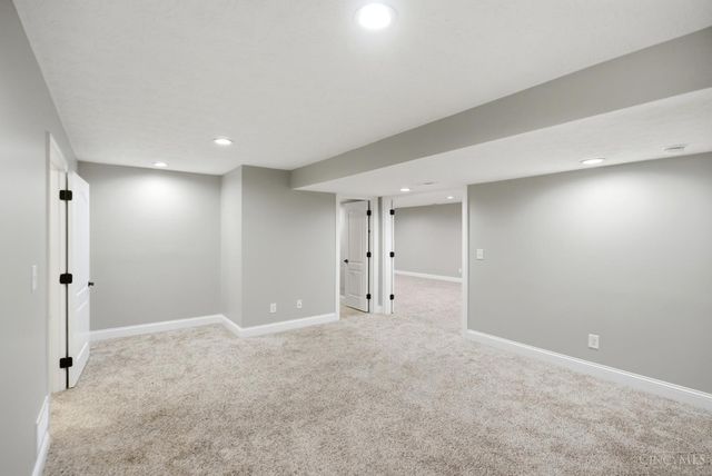 330 Deep Woods Court, Carlisle, OH 45005