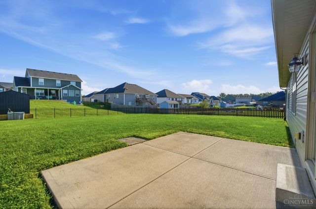 330 Deep Woods Court, Carlisle, OH 45005