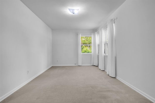 10127 Hazelhurst Drive, Houston, TX 77043