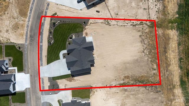 27181 Iron Horse Dr, Caldwell, ID 83607