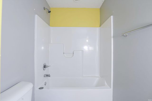 11331 W Paradise Road, Monticello, IN 47960