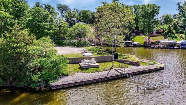 11331 W Paradise Road, Monticello, IN 47960