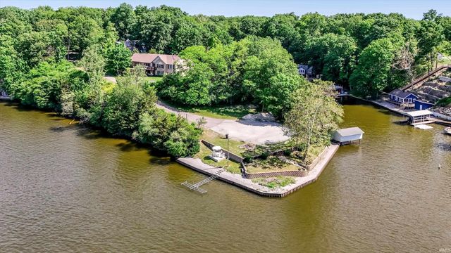 11331 W Paradise Road, Monticello, IN 47960