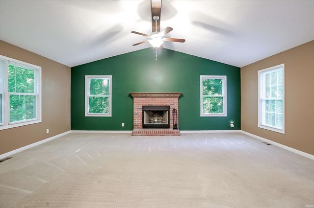 11331 W Paradise Road, Monticello, IN 47960