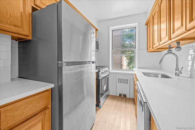 3720 Independence Avenue 3G, Bronx, NY 10463