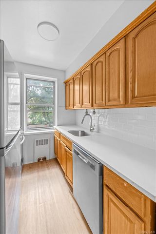 3720 Independence Avenue 3G, Bronx, NY 10463