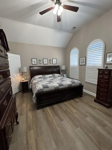 8680 WATERCREST DR, Millington, TN 38053