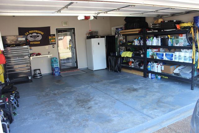 8680 WATERCREST DR, Millington, TN 38053