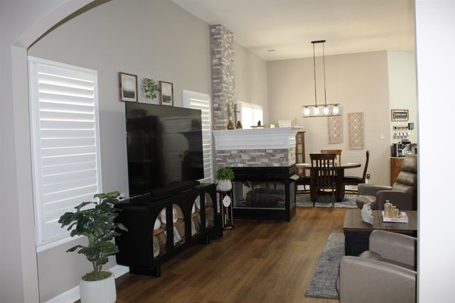 8680 WATERCREST DR, Millington, TN 38053