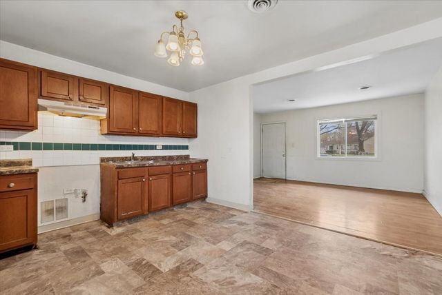 2117 217th Street, Sauk Village, IL 60411