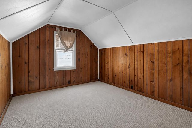928 W Parker Street, Waterloo, IA 50703