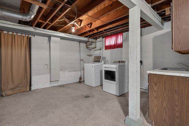 928 W Parker Street, Waterloo, IA 50703