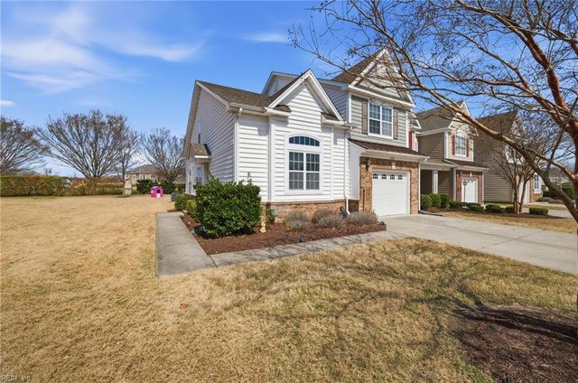 1006 Silver Charm CIR, Suffolk, VA 23435