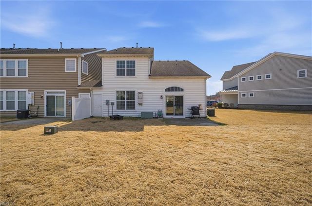1006 Silver Charm CIR, Suffolk, VA 23435