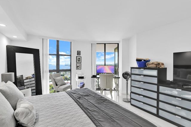 1000 NE Quayside Terrace 1804, Miami, FL 33138