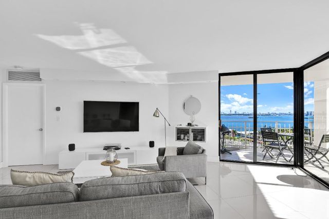 1000 NE Quayside Terrace 1804, Miami, FL 33138