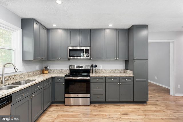 22378 BURWELL ST, Richardsville, VA 22736