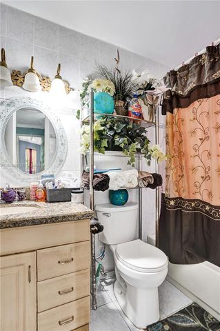 10688 Sleepy Brook Way, Boca Raton, FL 33428