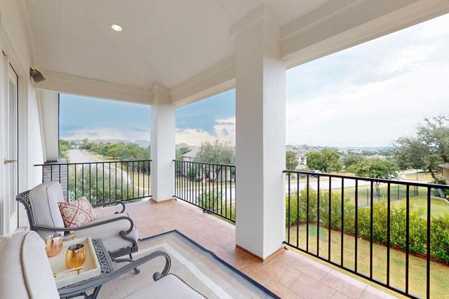 102 Kildrummy LN, Lakeway, TX 78738