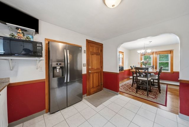 656 Bolton St, Marlborough, MA 01752